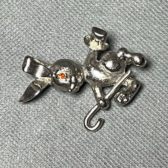 Vntg Peter Rabbit Brooch Rabbit Hat & Cane Silver Brooch Pin 2" Signed Liz-Ann - Picture 4 of 8